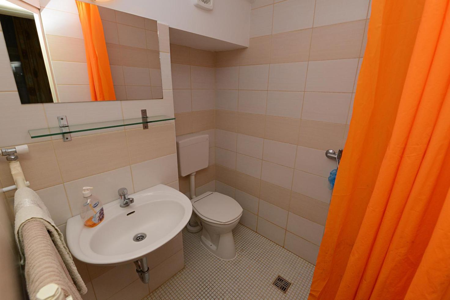 Centrum Apartman ペーチ エクステリア 写真
