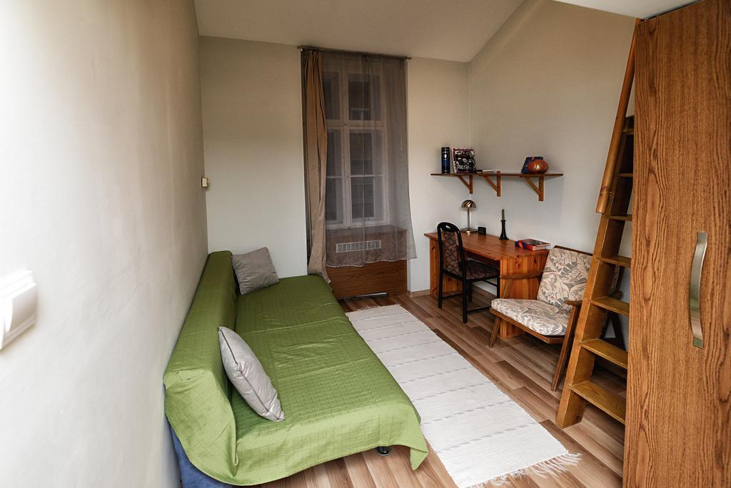 Centrum Apartman ペーチ エクステリア 写真