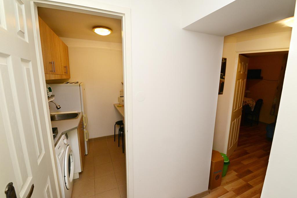 Centrum Apartman ペーチ エクステリア 写真