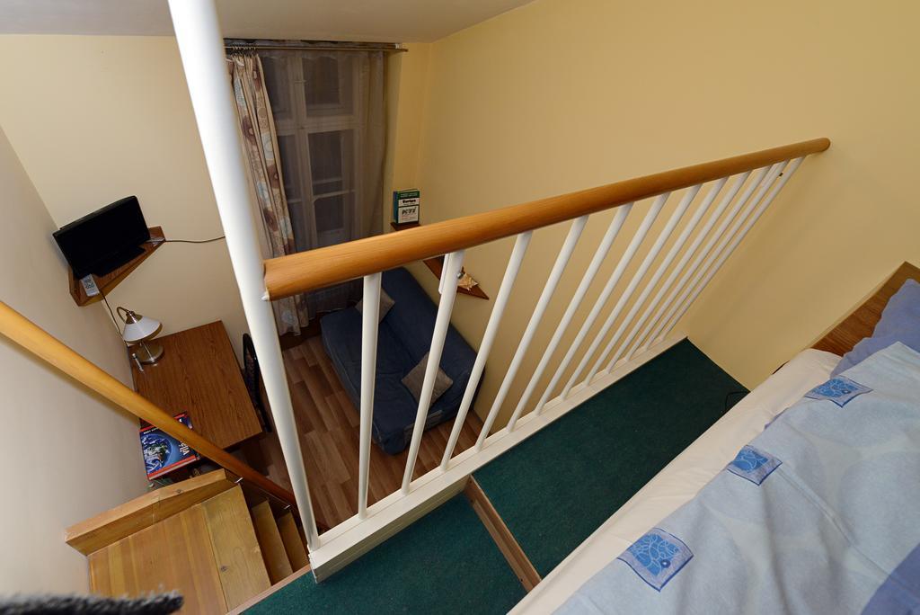 Centrum Apartman ペーチ エクステリア 写真